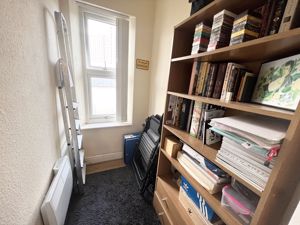 Photo 6- click for photo gallery